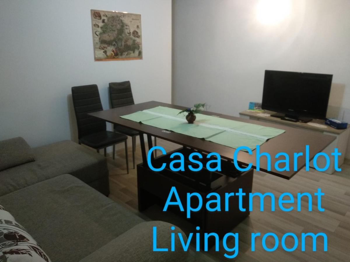 Appartamento Casa Charlot Braşov Esterno foto